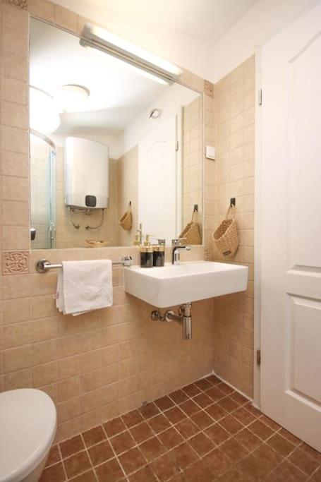 Bohemian Apartment City Center - 2 Bedroom 杜布罗夫尼克 外观 照片