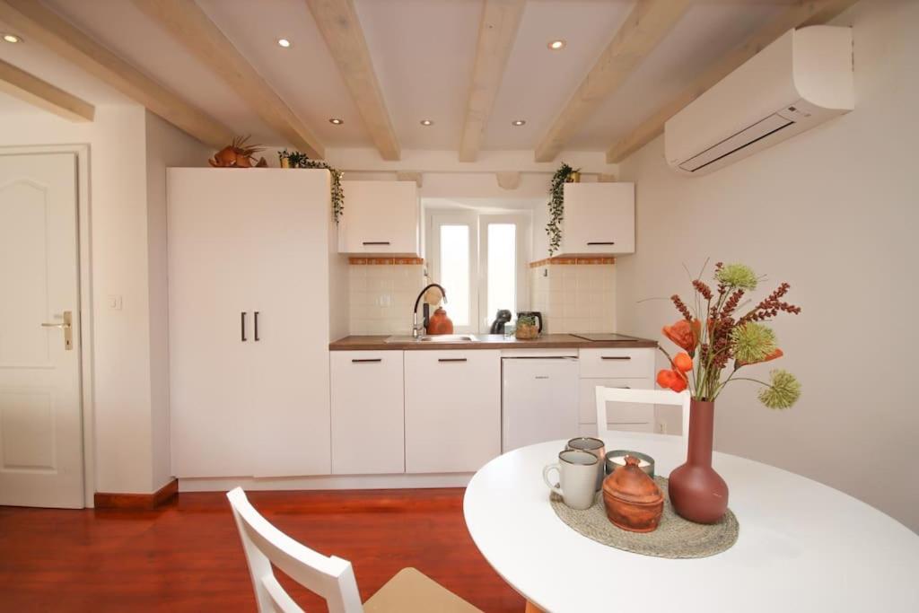Bohemian Apartment City Center - 2 Bedroom 杜布罗夫尼克 外观 照片